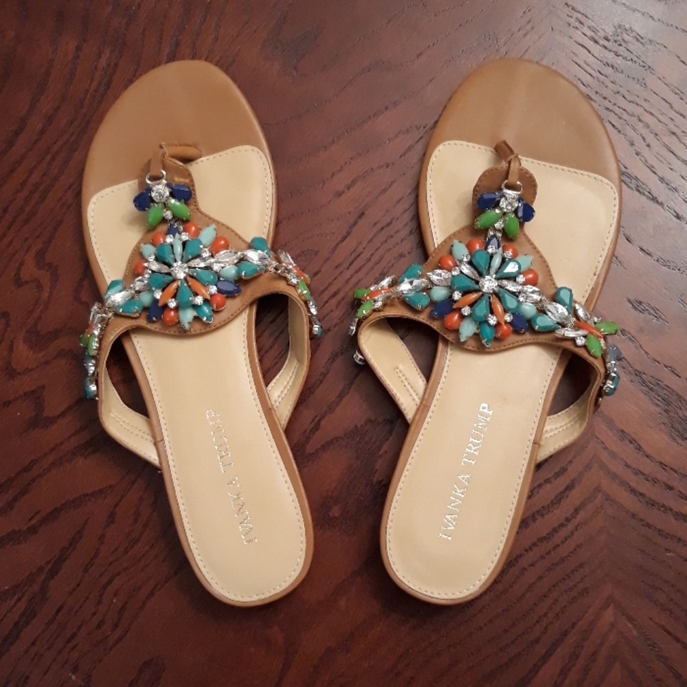 Ivanka Trump Flip Flops 8m